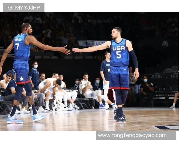 中国男篮与美国男篮经典对决重播回顾精彩瞬间与战术分析