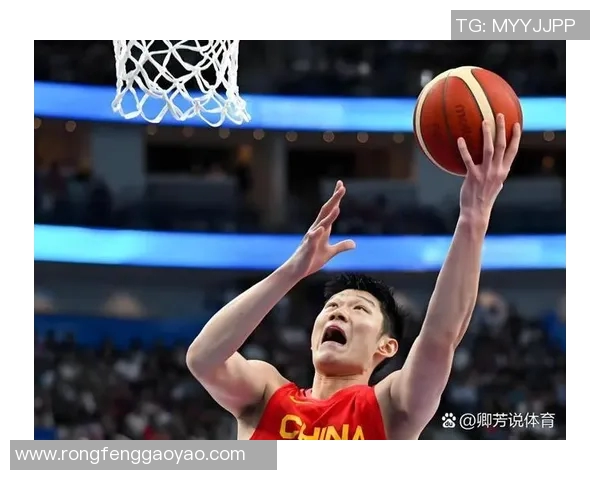 胡金秋：从年轻球员到篮球明星的成长之路与未来展望